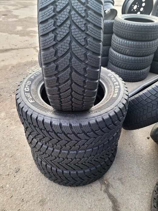 215 225 235 65 16c Petlas