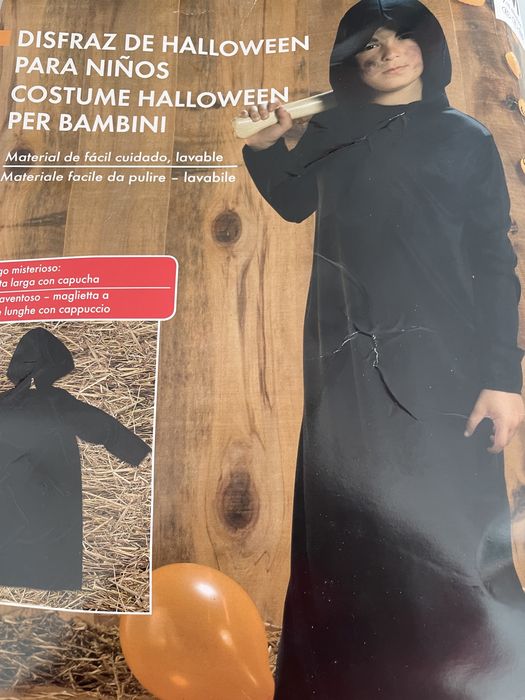 Capa preta para carnaval sem uso