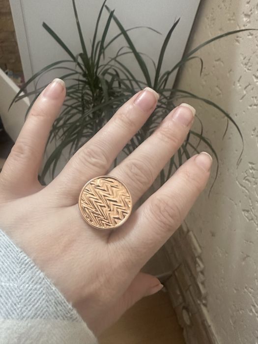 Каблучка  кольцо Bliss з одним бриліантиком