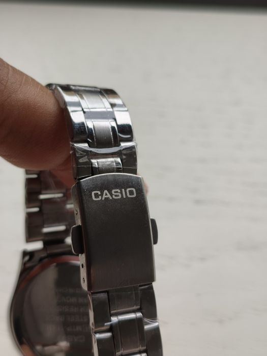 Casio relógio de mulher NOVO
