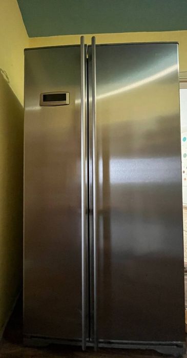 Двокамерний холодильник