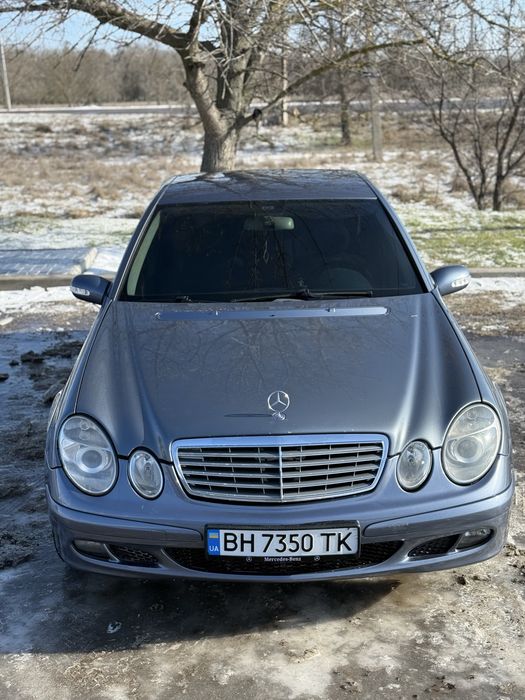Продаж мерседес w211 2.2