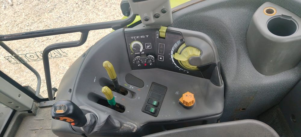 Claas Ares 557 atz