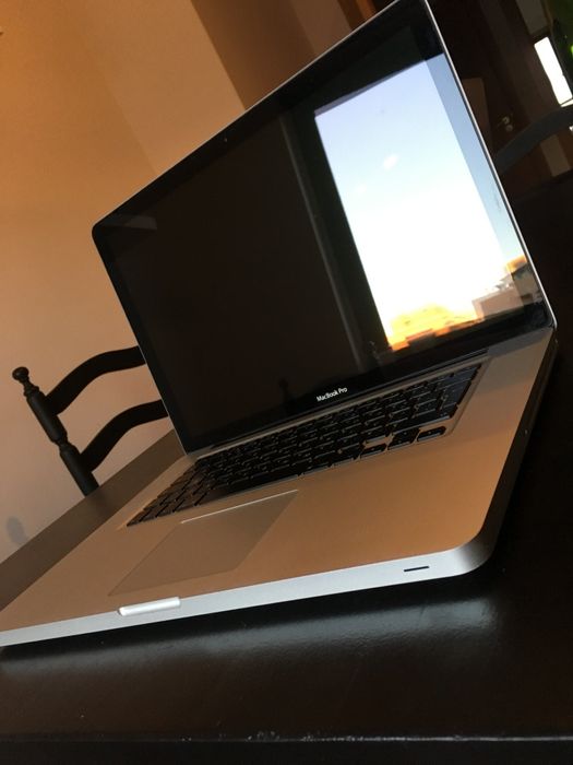MacBookPro 15 - mid 2009