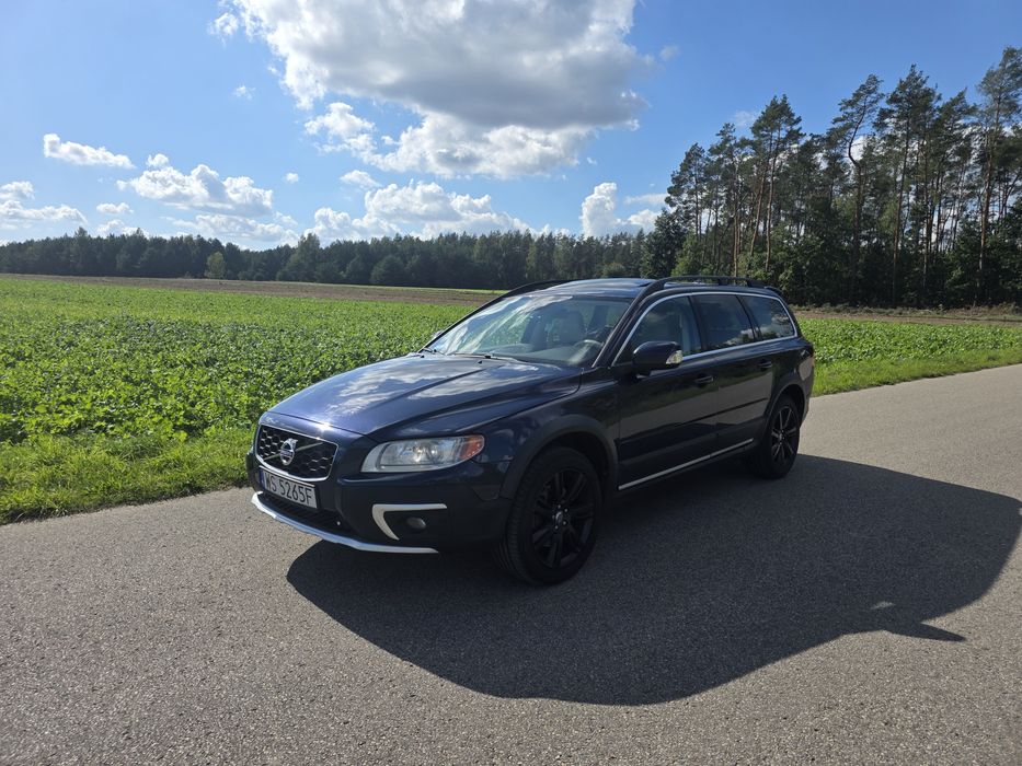 Volvo XC70 AWD 2012 3.2 B+G
