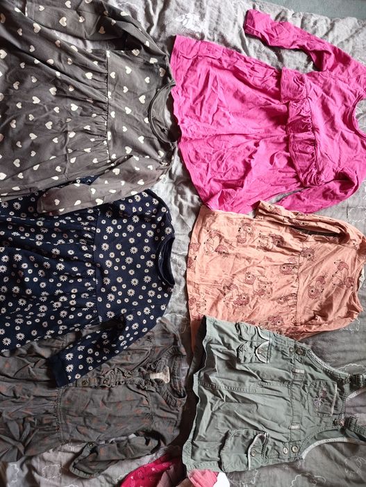 Zestaw sukienek dla dziewczynki 98 do przedszkola