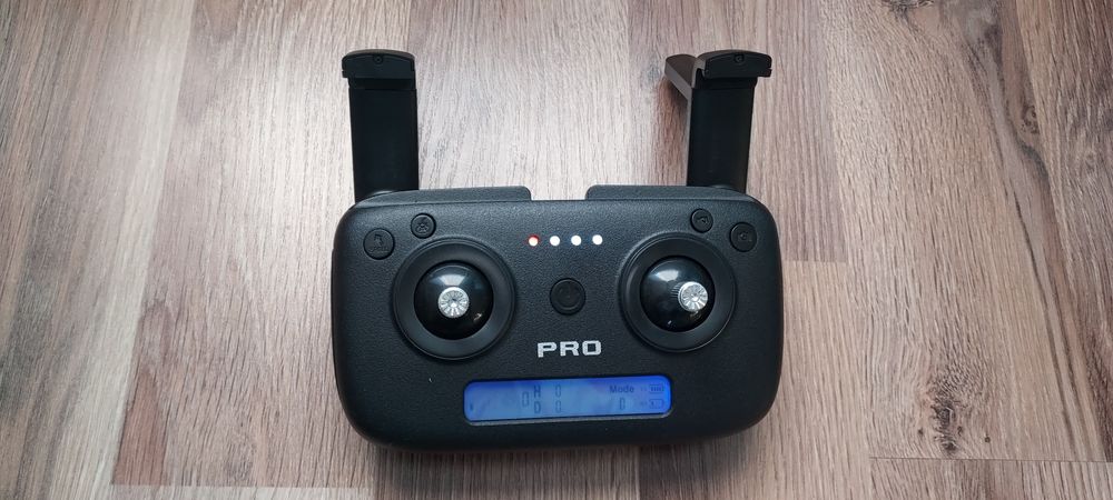 Dron sg 906 pro  z kamerą