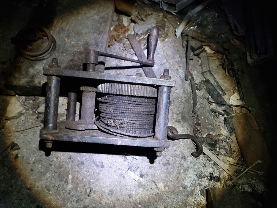 Продам лебедку ссср