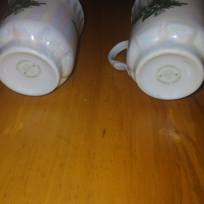 Sprzedam Kubki 2szt.poj.300ml