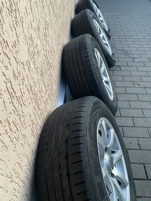 Диски з резиною BMW
