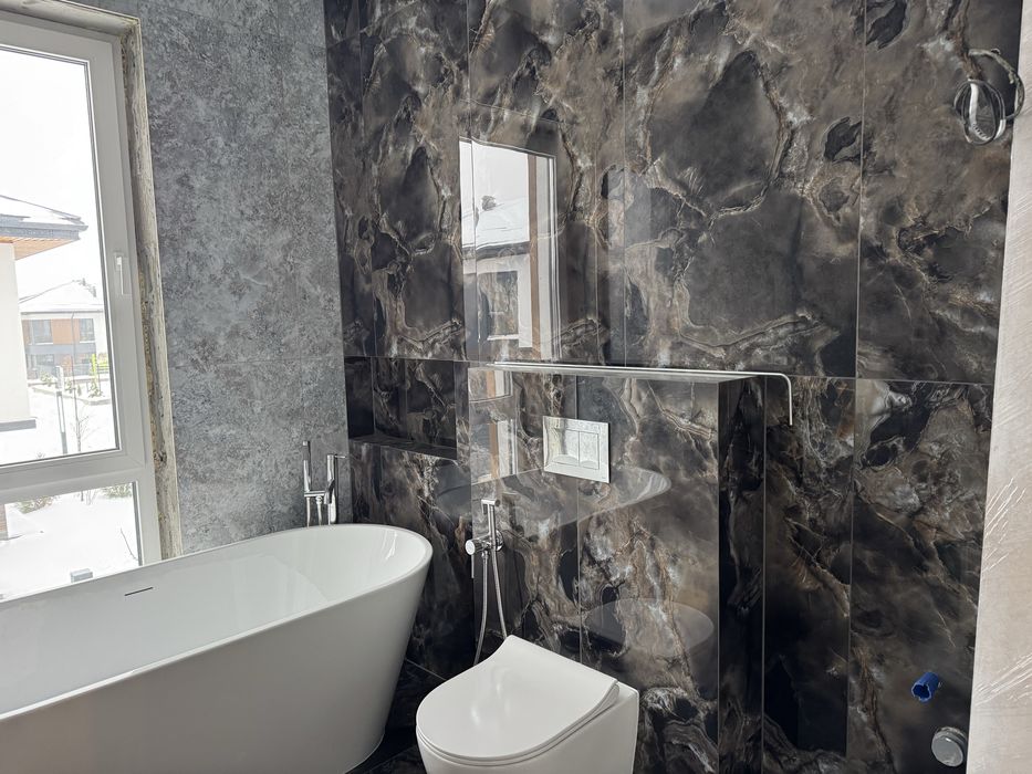 Петропавлівська Борщагівка КМ Garden Villadge  таун з ремонтом