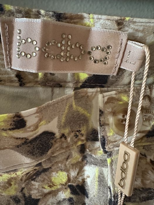 Новые стильные летние брюки капри  Bebe L