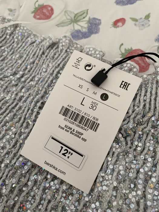 Top bershka com brilhantes