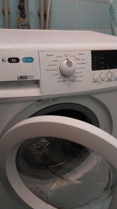 Пральна машина Whirlpool НЕРОБОЧА на запчастини