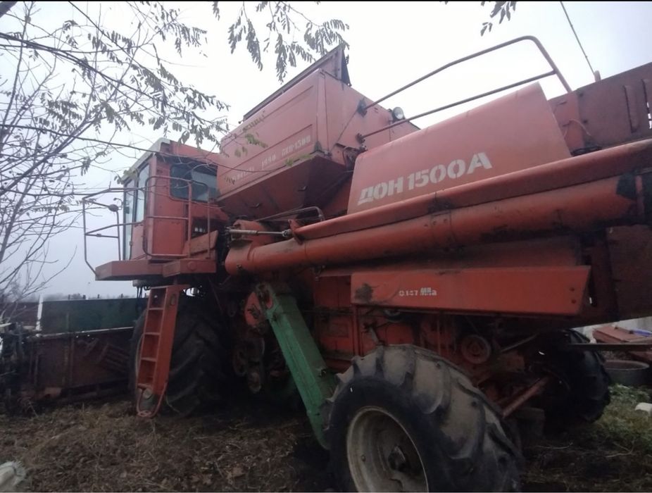 Продам комбайн Дон-1500