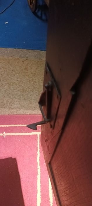 Paramenteiro Móvel Antigo