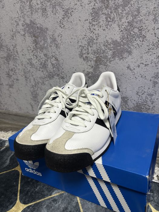 Кроссовки adidas samoa