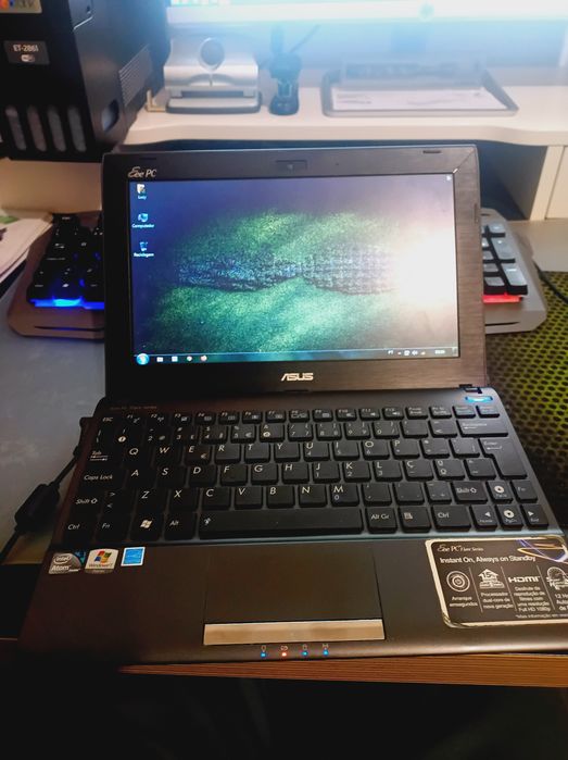 ASUS Laptop €90436767014079713283