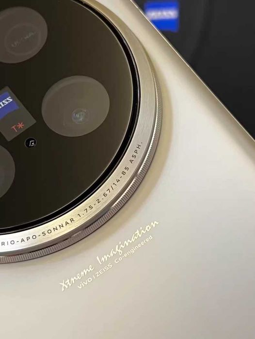 Vivo X100 Ultra 12/256 идеал