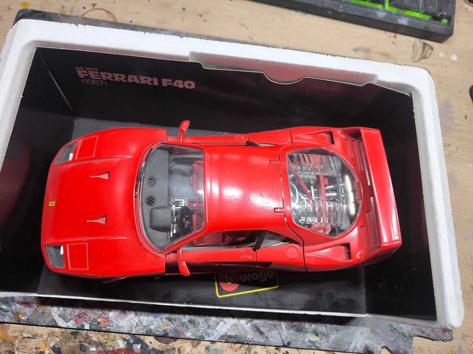 Ferrari f40 bburago 1/18 diecast metal model