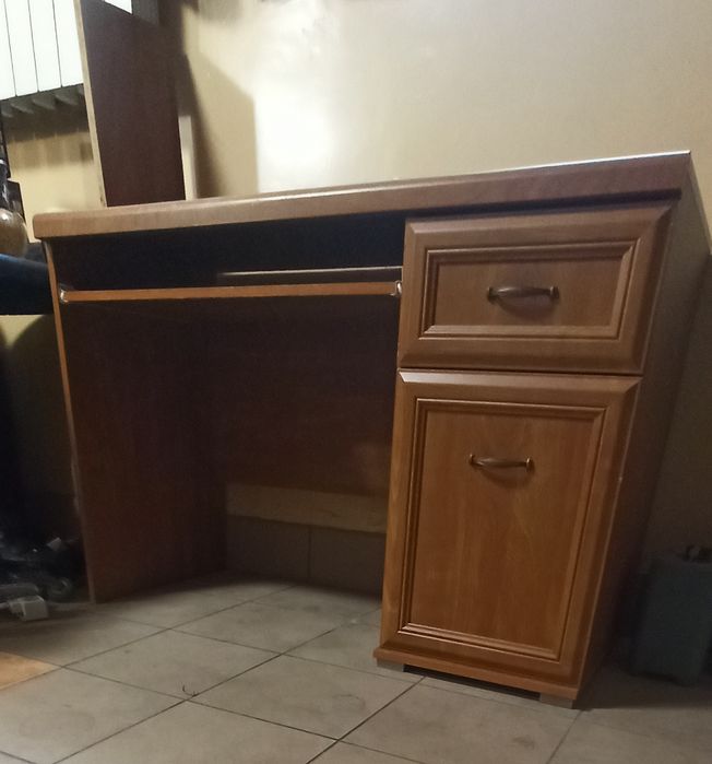 Biurko może być w zestawie