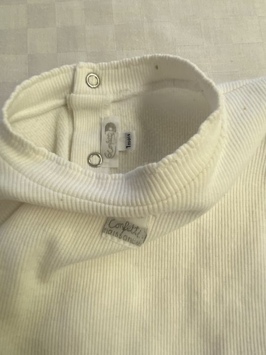 Conjunto saia de peito, blusa, polo de bebé menina