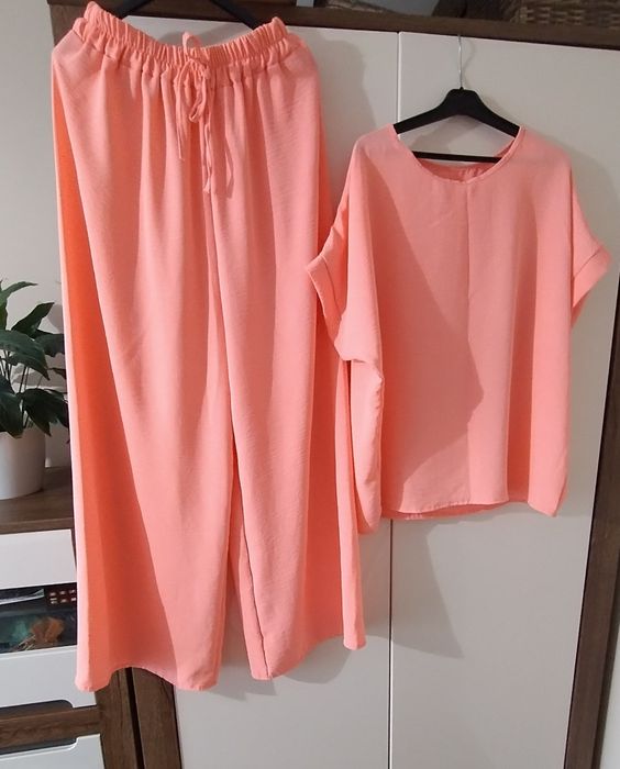 Komplet damski impreza uni.