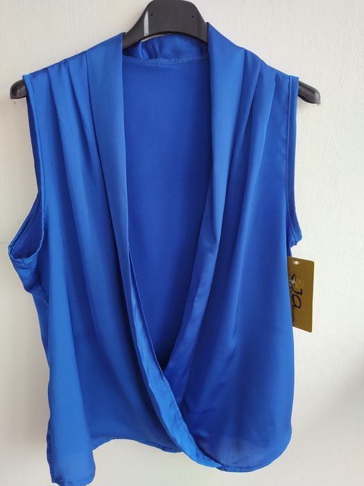 Blusa/ Top acetinado azul - Ja Moda - Tam. Único - Nova!