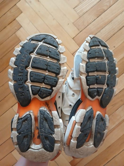 Balenciaga Track