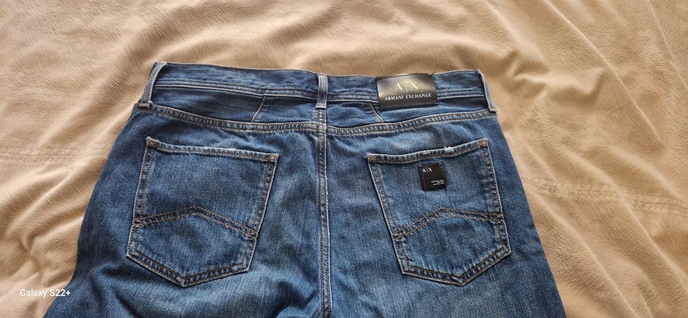 Джинсы  Armani exchange