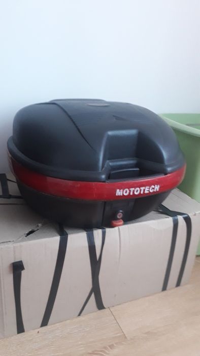 Багажнік до мопеда скутера
