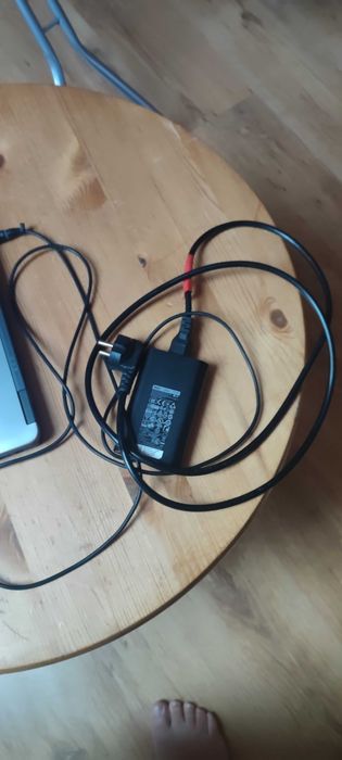 Laptop Dell mały i lekki