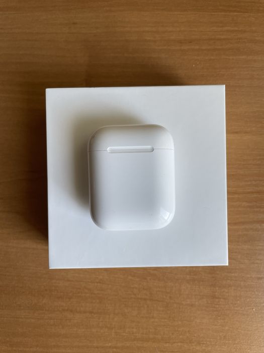 Навушники Apple AirPods
