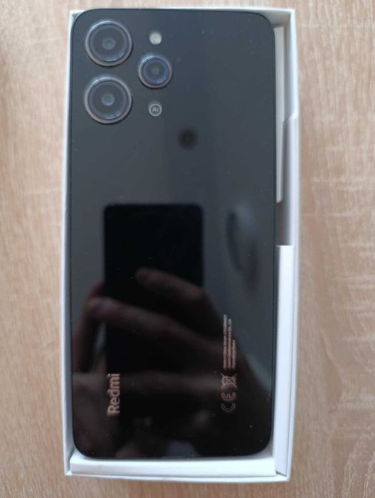 Xiaomi Redmi 12 8/256GB - Komplet z Pudełkiem i Ładowarką