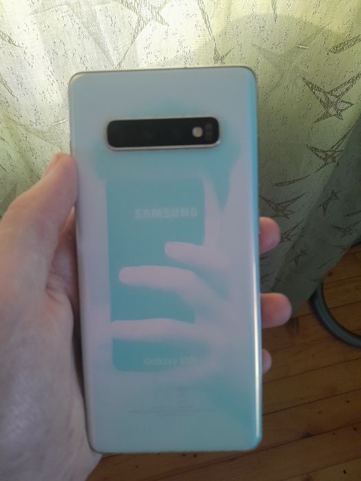 Телефон Samsung s10+ розбитий екран