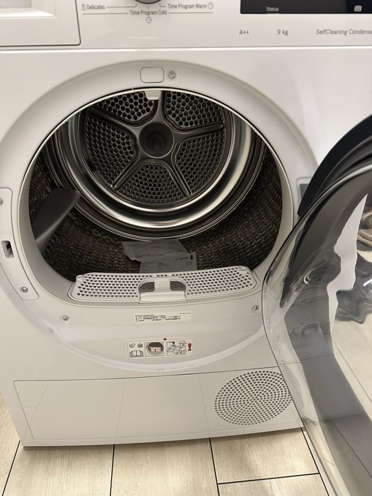 Сушильна машина для білизни Bosch WTW85461BY