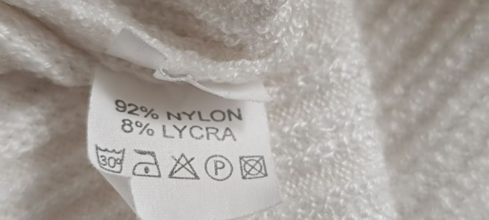 Sweterek półgolf