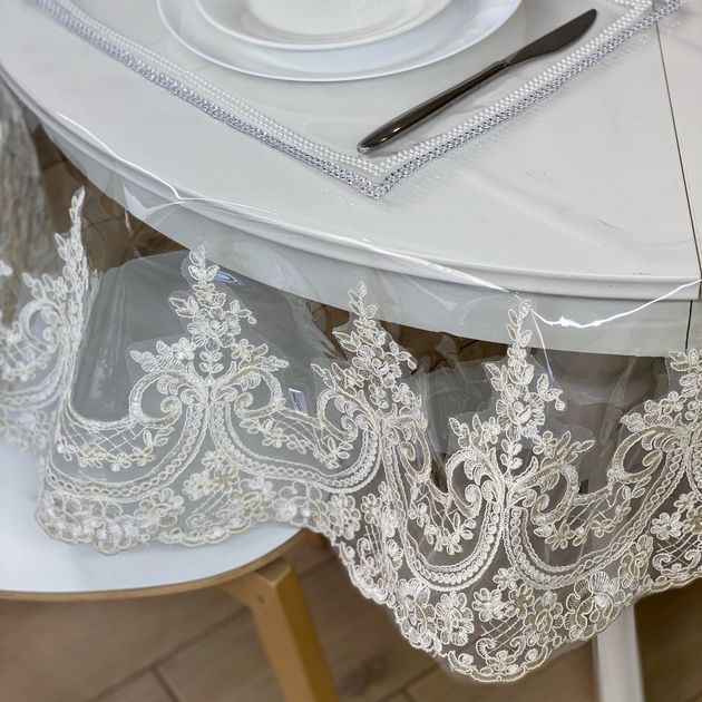 Силіконова Скатертина з Королівським мереживом Молочний 120х150см