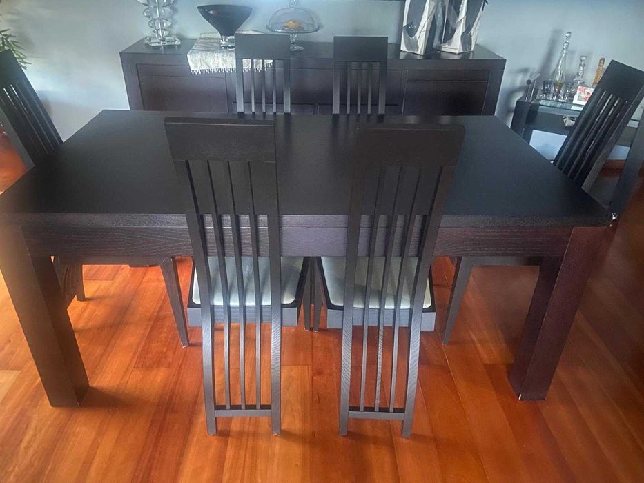 Conjunto de Mesa de Jantar Extensível com 6 Cadeiras