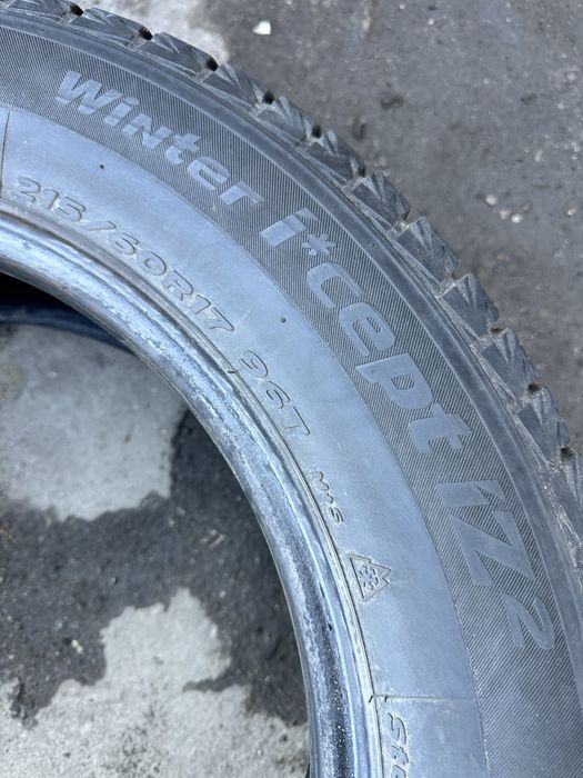 Шини 215 60 17 96T Hankook Winter I*Cept IZ2 комплект