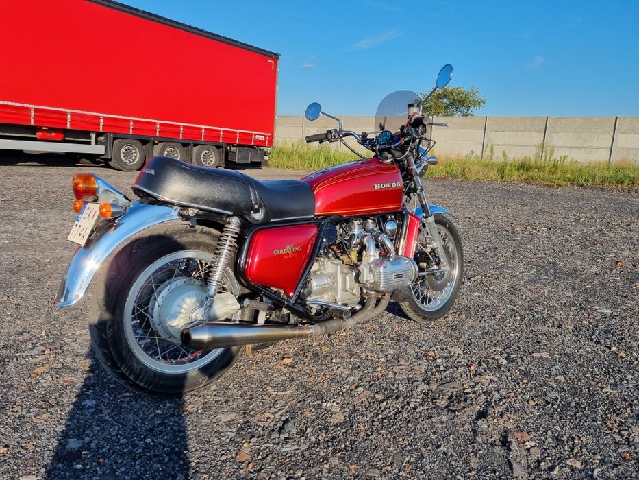 Honda goldwing GL1000 76