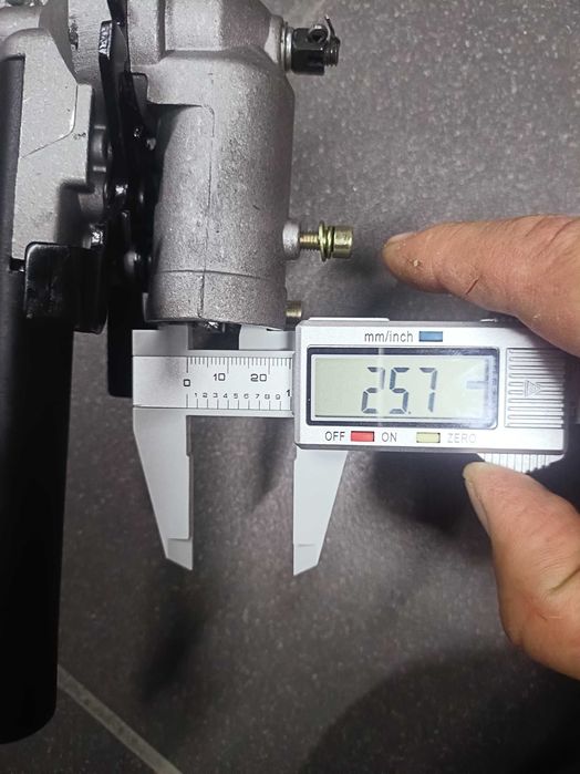 Przystawka  do kosy spalinowej