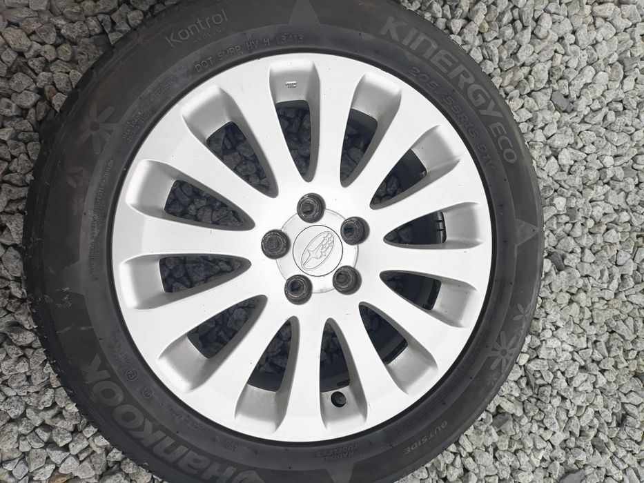 Felgi 16 SUBARU 5x100 z oponami.