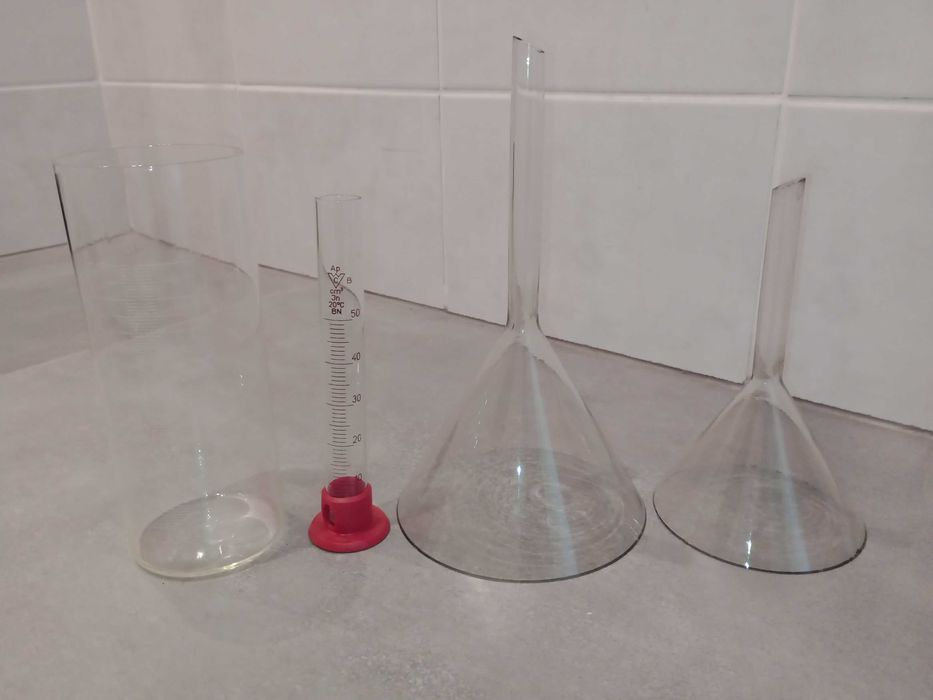SZKŁO LABORATORYJNE ZESTAW 4 Sztuk Szklanych. Laboratorium Chemiczne