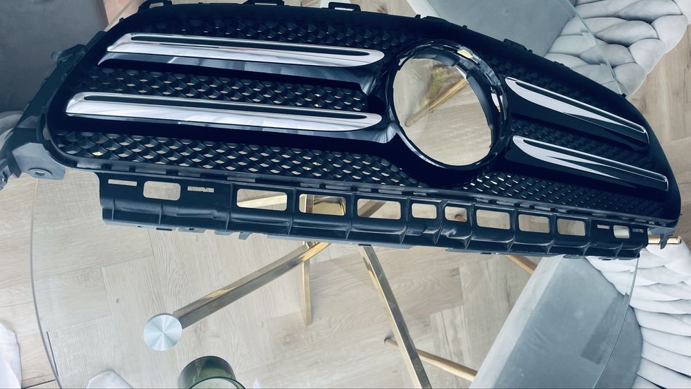 Oryginalny Grill Atrapa Mercedes Klasa E W213 A2138880125