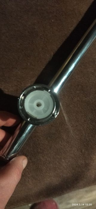 Sprzedam drążek prysznicowy hrom