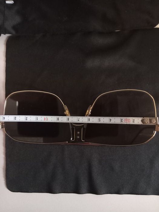 Продаю фирменные солнцезащитные очки Каррера !