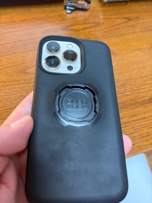 Quadlock iPhone 13 PRO