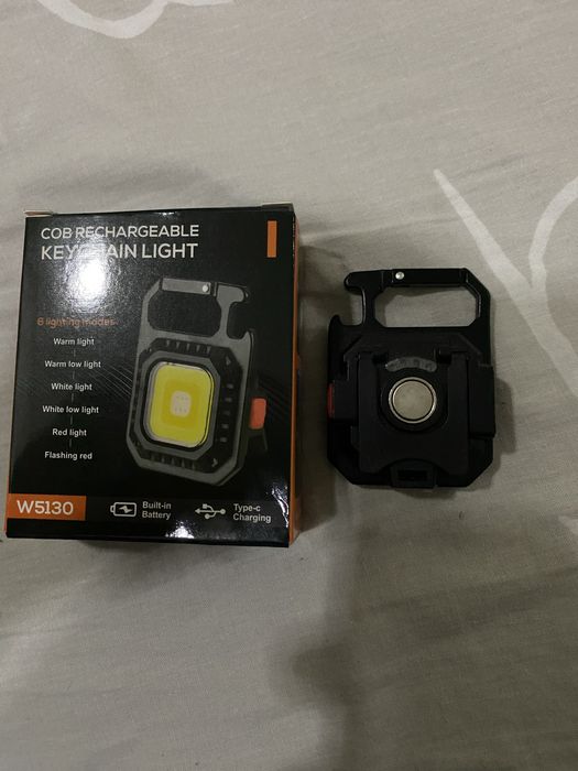 Led світильник чорний