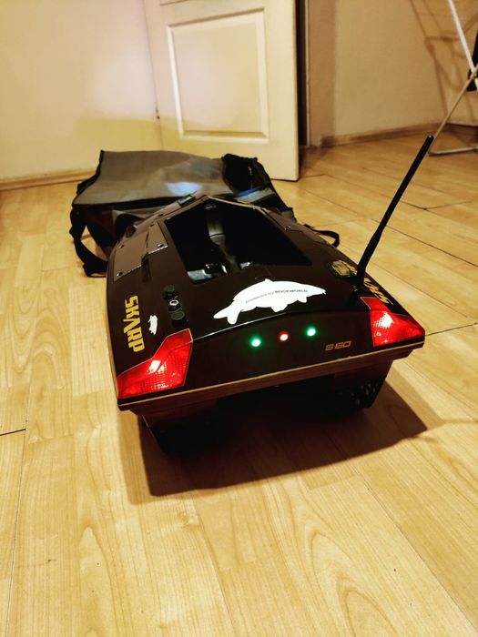 Skarp łódka zanętowa